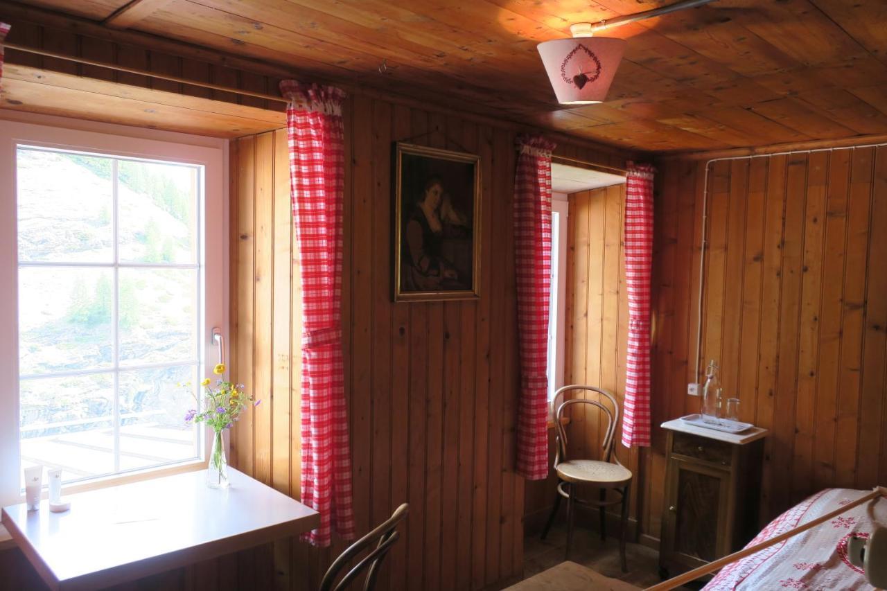 Edelweiss Mountain Guest House - 1 Hour Hike Up From Zermatt Station - On Hiking Trail - No Transport Exterior foto
